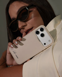 Ultra safe case Colab Laura sanchez Espresso Bond